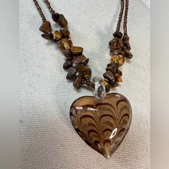 Large glass heart pendant necklace with polished tiger eye beads - Picture 5 of 6